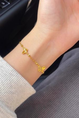 Golden Vintage Butterfly Bracelet for Women - Exquisite Light Luxury Couple Wristband, 2025 Year of the Dragon Accessory