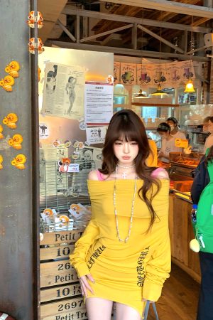 Gorgeous Lady T-shirt Dress - Women's Slim Fit Bodycon, Two-Way Wear, Summer Style, Chic Casual Fashion, Perfect for 90s and Y2K Looks