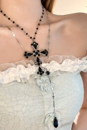 Goth Subculture Cross Necklace, Layered Clavicle Chain, Y2K Punk Accessory, Trendy Sweater Neck Chain for Spicy Girls