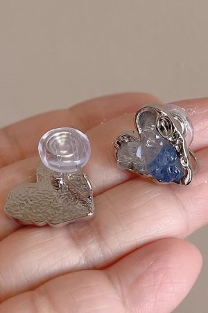 Gradient Blue Crystal Heart Stud Earrings for Women - 2025 Trendy No-Hole Ear Clips, Mosquito Coil Plate Design, Fashion Accessories