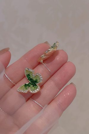 Gradient Green Crystal Butterfly Earrings for Women - Trendy 2025 Sweet Temperament Mosquito Coil Ear Clips