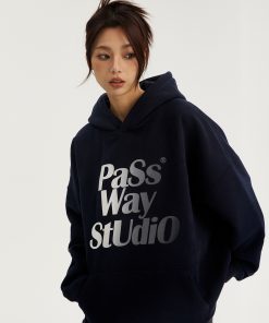 Gradient Logo Pullover Hoodie Jacket - Trendy Fleece Coat for Spring & Autumn - Stylish Streetwear Essential