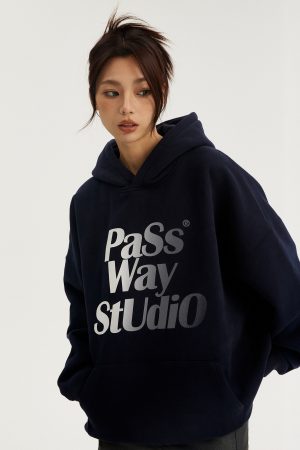 Gradient Logo Pullover Hoodie Jacket - Trendy Fleece Coat for Spring & Autumn - Stylish Streetwear Essential