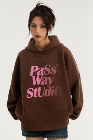 Gradient Logo Pullover Hoodie Jacket - Trendy Fleece Coat for Spring & Autumn - Stylish Streetwear Essential