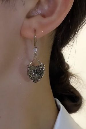 Gray Heart-Shaped Zircon Earrings, Elegant 2025 Design, Versatile Niche Fashion Accessories with High-Quality Hooks