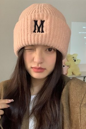 Gray Knitted Winter Hat for Women with Ear Protection, Korean Style 2025, Face-Slimming Design for Cold Weather