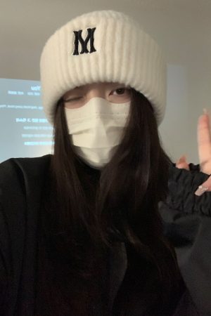 Gray Knitted Winter Hat for Women with Ear Protection, Korean Style 2025, Face-Slimming Design for Cold Weather