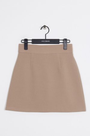 Gray Korean Style Half Skirt - Impeccable Fit and Texture, Trendy Short Skirt for Effortless Y2K Fashion