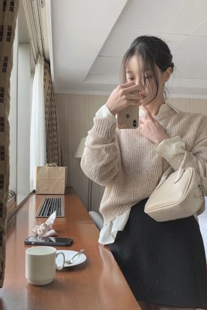Gray Korean Style Half Skirt - Impeccable Fit and Texture, Trendy Short Skirt for Effortless Y2K Fashion