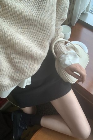 Gray Korean Style Half Skirt - Impeccable Fit and Texture, Trendy Short Skirt for Effortless Y2K Fashion