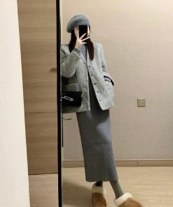 Gray Lace-Up Short Woolen Coat for Women - High-End Winter Fashion with Niche Temperament, 2025 Style