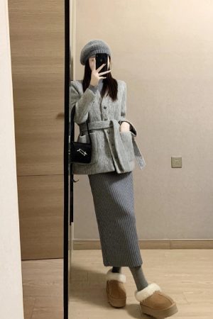 Gray Lace-Up Short Woolen Coat for Women - High-End Winter Fashion with Niche Temperament, 2025 Style