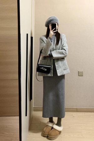 Gray Lace-Up Short Woolen Coat for Women - High-End Winter Fashion with Niche Temperament, 2025 Style