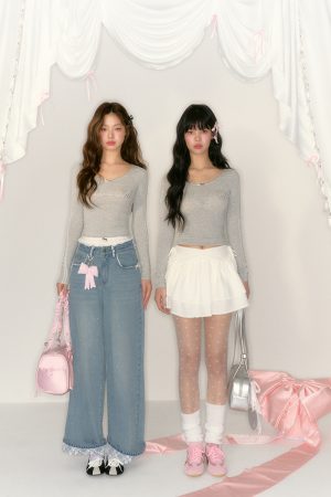 Gray Long-Sleeve T-Shirt for Women - Unique Exquisite Short Sweet and Spicy Autumn Top - Casual Fashion Essential