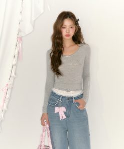 Gray Long-Sleeve T-Shirt for Women - Unique Exquisite Short Sweet and Spicy Autumn Top - Casual Fashion Essential