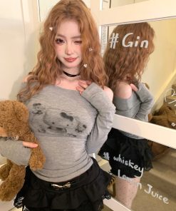 Gray One-Shoulder Slim Fit Long Sleeve T-Shirt with Cat Star Girl Design - Sexy Spring Summer Top for Y2K and Korean Style Fashion