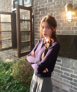 Gray Polo Collar Twisted Knit Sweater for Women, Long Sleeve Embroidered Spring Design, Stylish Short Sweater for Casual Wear