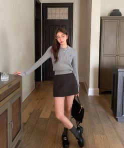 Gray Polo Collar Twisted Knit Sweater for Women, Long Sleeve Embroidered Spring Design, Stylish Short Sweater for Casual Wear