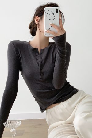 Gray Slim-Fitting Long Sleeve T-Shirt for Women, Spicy Girl Pure Desire Design, Autumn Layering Top, Trendy Base Shirt