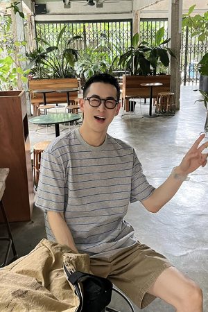 Gray Striped Round Neck Short Sleeve T-Shirt for Men - Summer Korean Style Loose Fit Top