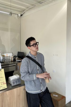 Gray Textured Cardigan Sweater for Men - Korean Style Casual Loose Fit Jacket for Autumn and Winter Fashion