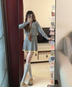 Gray V-Neck Knitted Cardigan and Pleated Skirt Set for Women, Long Sleeve Dress, Stylish Autumn Winter Outfit