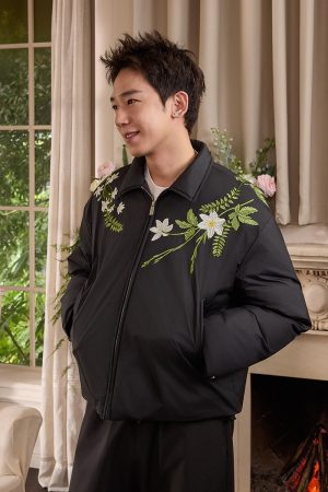Green Floral Wreath Embroidered Down Jacket with Shoulder-Wrapped Collar, Warm Non-Quilted Coat for Y2K and Vintage Style