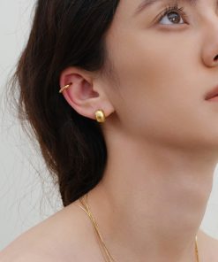 Hammered Design 925 Silver Needle Earrings - Sparkling Spring Summer Ear Studs for 90s Aesthetic and Y2K Fashion Lovers