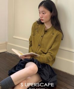 Hand-Drawn Graffiti Embroidery Round Neck Slightly Loose 100% Wool Knitted Cardigan - Y2K Inspired Australian Style