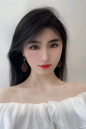 Handmade Ethnic Hollow Wooden Earrings for Women, Chinese Retro Style Ear Hooks, Niche Light Luxury Travel Accessories