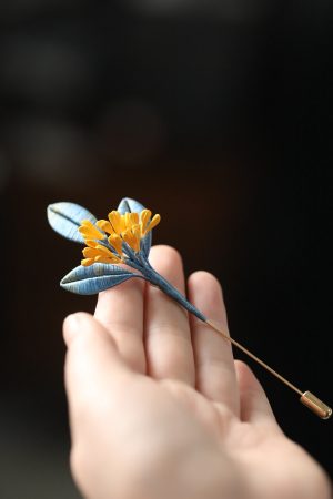 Handmade Floral Brooch - Exquisite Osmanthus Corsage Accessory for Qipao, Traditional Chinese Style Fashion Decoration