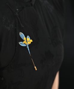 Handmade Floral Brooch - Exquisite Osmanthus Corsage Accessory for Qipao, Traditional Chinese Style Fashion Decoration