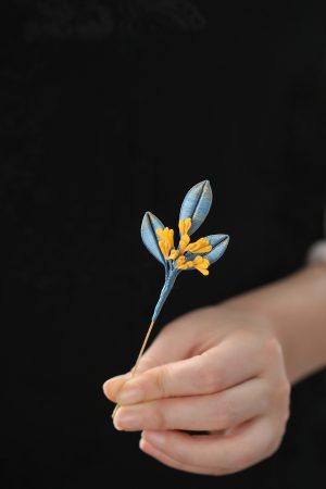 Handmade Floral Brooch - Exquisite Osmanthus Corsage Accessory for Qipao, Traditional Chinese Style Fashion Decoration