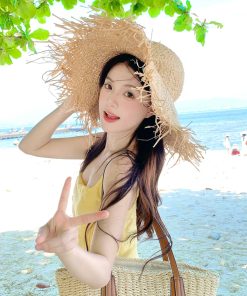 Handmade Frayed Raffia Sun Hat with Exaggerated Wide Brim for Summer Vacation, Sun Protection, Women's 2025 Trend