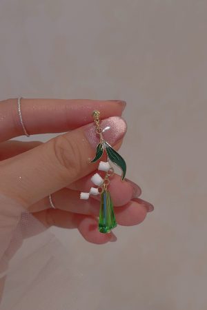Handmade Fresh Lily of the Valley Flower Water Drop Earrings for Women - Pastoral Style, Versatile Light Luxury Ear Accessories