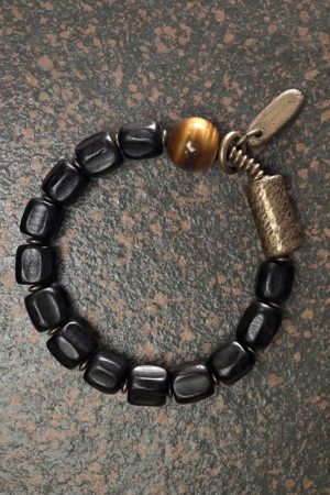 Handmade Retro Black Sandalwood Bracelet with Knife Pattern, Unique Design Jewelry for Men and Women, Trendy Fashion Accessory