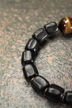 Handmade Retro Black Sandalwood Bracelet with Knife Pattern, Unique Design Jewelry for Men and Women, Trendy Fashion Accessory