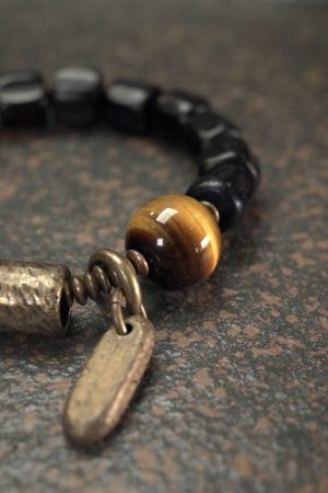Handmade Retro Black Sandalwood Bracelet with Knife Pattern, Unique Design Jewelry for Men and Women, Trendy Fashion Accessory