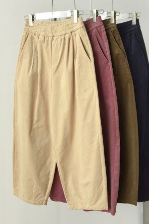 Handmade Retro Corduroy Balloon Pants with Loose Fit, Elastic Waistband, and Wide-Leg Design for Casual Chic Style