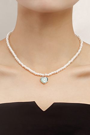 Handmade Retro Imitation Pearl Baroque Beaded Heart Necklace with Green Water Flow Pattern - Versatile Statement Jewelry