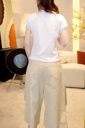 Handmade Sequin Floral Letter Short Sleeve T-Shirt with Waist-Cinching Fit & Casual Straight-Leg Wide-Leg Shorts - Summer Style