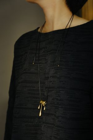 Handmade Vintage Water Droplet Pendant - Trendy Niche Accessory for Men and Women, Unique Versatile Design