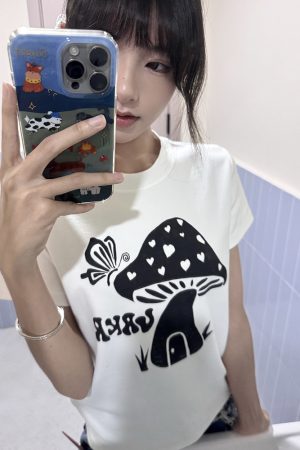 Heart Mushroom Print Short Sleeve T-Shirt for Women - Summer American Vintage Round Neck Slim Fit Top - Y2K Style