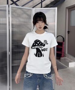 Heart Mushroom Print Short Sleeve T-Shirt for Women - Summer American Vintage Round Neck Slim Fit Top - Y2K Style