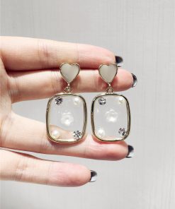 Heart-Shaped Black Love Transparent Acrylic Flower Rectangular Short Earrings for Spring and Summer Fashion