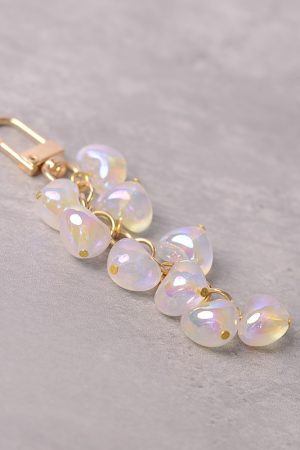 Heart-Shaped Cloud Phone Chain Short Wrist Strap with Pearl Bead Pendant - Cute Bag Accessory Keychain for Fashion Lovers