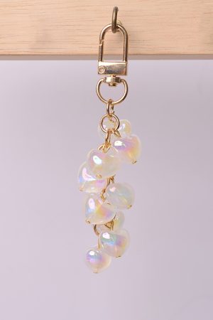 Heart-Shaped Cloud Phone Chain Short Wrist Strap with Pearl Bead Pendant - Cute Bag Accessory Keychain for Fashion Lovers
