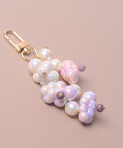 Heart-Shaped Cloud Phone Chain Short Wrist Strap with Pearl Bead Pendant - Cute Bag Accessory Keychain for Fashion Lovers