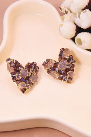 Heart-Shaped Crystal Earrings with Peach Elements â€“ Elegant Niche Design for Spring and Summer Versatile Accessories