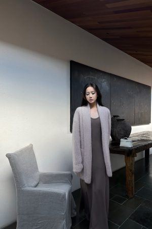 Heavy Knit Cardigan - Gray Turn-down Collar, 5-needle Horsehair, Warm Fabric for Spring Summer Wear, Cozy Layering Piece
